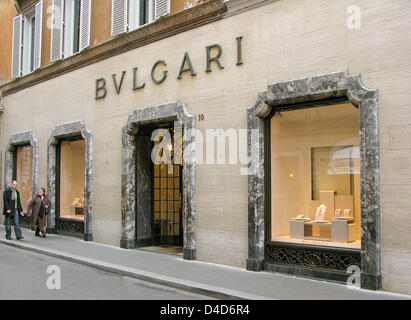 The picture shows a Bulgari store in Rome, Italy, 17 February 2008. Photo: Lars Halbauer Stock Photo
