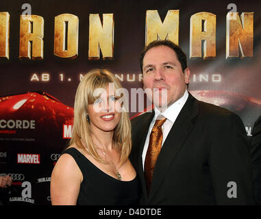 US director Jon Favreau (R) and his wife Joya Tillem arrive for the Germany premiere of his film 'Iron Man' in Berlin, Germany, 22 April 2008. The action film is in German cinemas from 01 May onwards. Photo: Soeren Stache Stock Photo