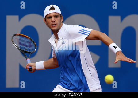 Top seeded French tennis player Paul-Henri Mathieu is pictured in action during his semifinal match against Italien Simone Bolelli at the BMW Open, in Munich, Germany, 3 May 2008. The winner of the match will play against Gonzalez in the final. Photo: FRANK LEONHARDT Stock Photo