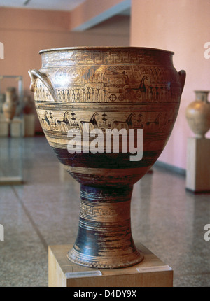Greek Art. Ceramic krater from Dipylon. Geometric Recent style. 8th century. The prothesis of the dead upon the coffin. Stock Photo