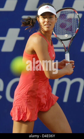 Ana Ivanovic of Serbia pictured in her match against Sybille Bammer of Austria at the WTA German Open in Berlin, Germany, 08 May 2008. Photo: Klaus-Dietmar Gabbert Stock Photo