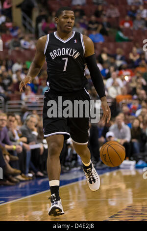 March 11, 2013: Brooklyn Nets shooting guard Joe Johnson (7) brings the ball up the court during the NBA game between the Brooklyn Nets and the Philadelphia 76ers at the Wells Fargo Center in Philadelphia, Pennsylvania. The Philadelphia 76ers beat the Brooklyn Nets, 106-97 Stock Photo