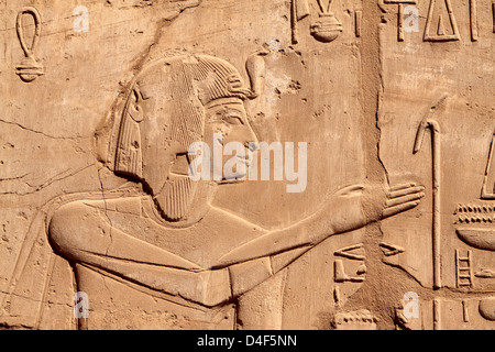 King Ramses T the Karnak temple Stock Photo