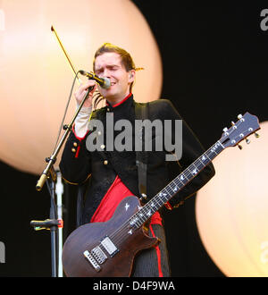 Front man of the Icelandic band 'Sigur Ros' 'Jonsi' Birgisson performs at the 'Southside' music festival 2008 in Neuhausen ob Eck, Germany, 20 June 2008. The start of the open air festival in bright sunshine attracted 45,000 visitors. The styles of music range from reggae to hip-hop and punk. The festival will take place till 22 June 2008 in Neunhausen ob Eck. Photo: Marc Mueller Stock Photo