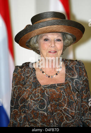 Queen Beatrix of the Netherlands seen at the presidential residence in Vilnius, Lithuania, 24 June 2008. The same day Queen Beatrix arrived for a three day official visit to Lithuania. Photo: Patrick van Katwijk Stock Photo