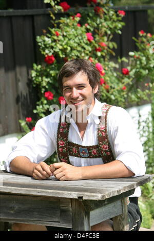 German skier Felix Neureuther, son of German skiing legends Rosi Mittermaier and Christian Neureuther, poses in his hometown Garmisch-Partenkirchen, Germany, 25 June 2008. The town of Garmisch-Partenkirchen hosts the FIS Alpine World Ski Championships 2011. Photo: Stephan Jansen Stock Photo