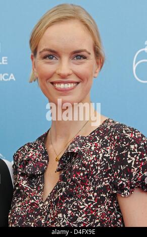 German actress Nina Hoss poses for photographers after a press conference for the film 'Jericho' at the 65th Venice International Film Festival in Venice, Italy, 28 August 2008. Photo: Hubert Boesl Stock Photo