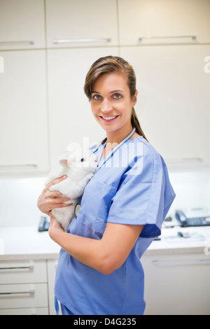 Bunny Rabbit standing up, looking away Stock Photo - Alamy