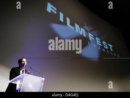 Canadian director Atom Ergoyan delivers a speech during the bestowal of the Douglas Sirk Award at CinemaxX cinema in Hamburg, Germany, 27 September 2008. The 63-year-old got the award in the scope of Filmfest Hamburg after the German premiere of his film 'Adoration'. Photo: Jens Ressing Stock Photo