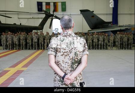 Soldiers of the German Bundeswehr muster on behalf of the 18th 'German ...