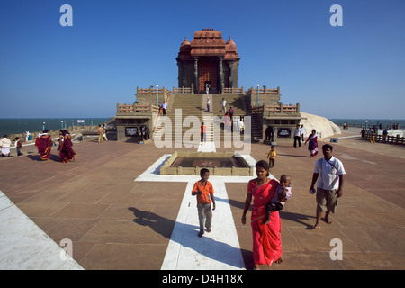 Thiruvalluvar Statue at Kanyakumari Stock Photo - Alamy