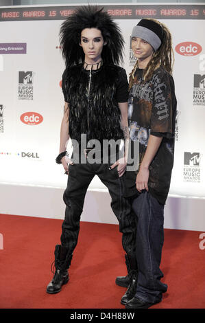 tokio-hotel-arrive-for-the-2008-mtv-video-music-awards-at-paramount