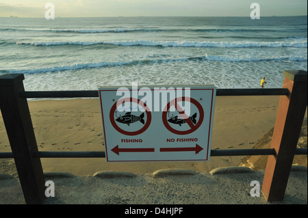 Control of fishermen behaviour on public beach No fishing allowed