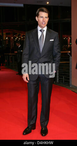 US actor Tom Cruise arrives for the Europe premiere of ?Operation Valkyrie? at ?Filmtheater? on Potsdam Square in Berlin, Germany, 20 January 2009. Cruise stars as failed Hitler assassin Stauffenberg. The film kicks off at German cinemas on January 22nd 2009. Photo: Jens Kalaene Stock Photo