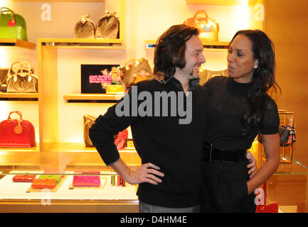 Munich, Germany. 23rd April, 2013. US actress Uma Thurman and Benoit-Louis  Vuitton pose at the opening of a new store of the French fashion label Louis  Vuitton in Munich, Germany, 23 April