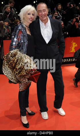 German producer Bernd Eichinger and his wife Katja arrive for the premiere of the film ?The International? at the 59th Berlin International Film Festival, also referred to as Berlinale, in Berlin, Germany, 05 February 2009. The film opens the 59th Berlinale at Potsdamer Platz. Within the scope of the official competition, 18 movies will compete for the golden and silver bears. Winn Stock Photo