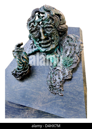 London, England, UK. Memorial to Oscar Wilde (writer and ...