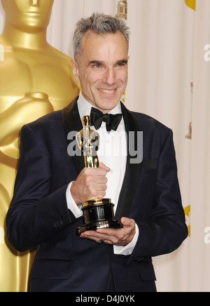 DANIEL DAY-LEWIS  Anglo-Irish film actor with his Oscar for LINCOLN awarded at the 85th Academy Awards in Los Angeles 2013 Stock Photo