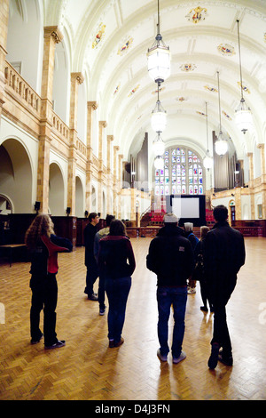 People in the Great Hall in the Aston Webb building, Edgbaston campus, University of Birmingham, UK Stock Photo