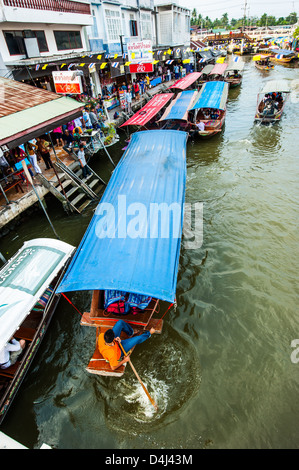 Ampawa floating market Thailand Stock Photo