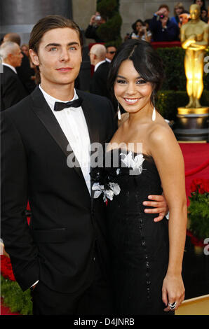 US actors Zac Efron and Vanessa Hudgens arrive on the red carpet for the 81st Academy Awards at the Kodak Theatre in Hollywood, California, USA, 22 February 2009. The Academy Awards, popularly known as the Oscars, honour excellence in cinema. Photo: Hubert Boesl Stock Photo