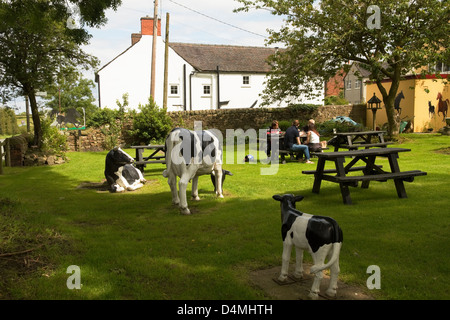 a quiet beer garden in Ashbourne Derbyshire Stock Photo
