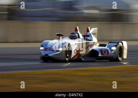 March 16, 2013 - Sebring, Florida, U.S - ANDY MEYRICK takes the DeltaWing LM12 Elan around the track at Sebring International Raceway during the 61st Mobil 1 12 Hours of Sebring. The open-top version of the revolutionary car retired with engine failure after completing 10 laps in the second hour of the race. (Credit Image: © Ron Bijlsma/ZUMAPRESS.com) Stock Photo