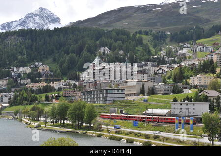 View over St. Moritz, Switzerland, 11 June 2009. The city will be crowded by the media when German tennis legend Boris Becker gets married with fiancee Sharlely Lilly Kerssenberg on 12 June. Photo: Peter Kneffel Stock Photo