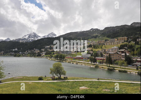 View over St. Moritz, Switzerland, 11 June 2009. The city will be crowded by the media when German tennis legend Boris Becker gets married with fiancee Sharlely Lilly Kerssenberg on 12 June. Photo: Peter Kneffel Stock Photo