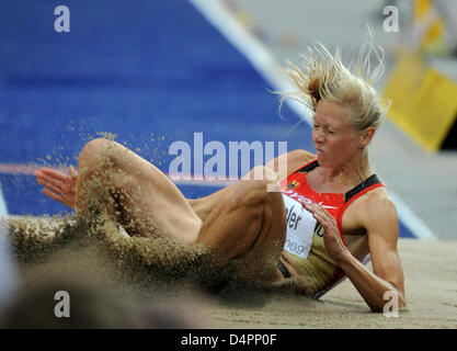 German athlete Bianca Kappler competes in the Long Jump qualification at the 12th IAAF World Championships in Athletics, Berlin, Germany, 21 August 2009. Photo: Bernd Thissen Stock Photo