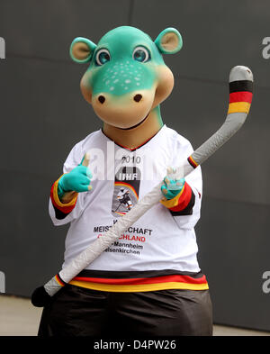 ?Urmel on the Ice? (?Urmel auf dem Eis?) the mascot for the Ice Hockey World Championships 2010 in Germany poses during a photo call promoting the championships in Cologne, Germany, 02 September 2009. The Ice Hockey World Championships 2010 will take place in Germany from 07 May to 23 May 2010. Photo: Felix Heyder Stock Photo