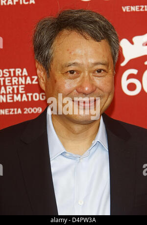 Taiwanese-American film director Ang Lee poses after the press conference for the movie ?Great Directors? during the 66th Venice Film Festival at Palazzo del Casino in Venice, Italy, 03 September 2009. The festival runs from 02 to 12 September 2009. Photo: Hubert Boesl Stock Photo