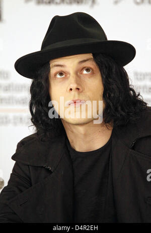 Musician Jack White attends the press conference on the film ?White Stripes: Under The Great White Northern Lights? during  the 34th Toronto International Film Festival in Toronto, Canada, 18 September 2009. Photo: Hubert Boesl Stock Photo