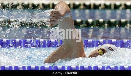 German swimmer Paul Biedermann seen in action during his heat of the men?s 400m medley competition at the FINA Swimming World Championships in Ostia, Italy, 26 July 2009. Photo: Marcus Brandt Stock Photo