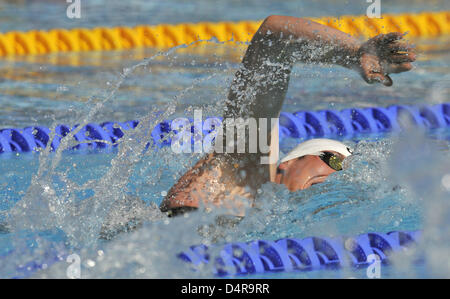 German swimmer Paul Biedermann seen in action during his heat of the men?s 400m freestyle competition at the FINA Swimming World Championships in Rome, Italy, 26 July 2009. Biedermann finished his heat first with a new European record of 3:43,01 and qualified for the final. Photo: Bernd Thissen Stock Photo