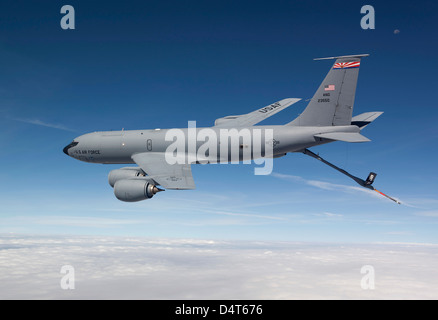 A KC-135R from the 161st Air Refueling Wing flies a training mission out of Phoenix, Arizona. Stock Photo