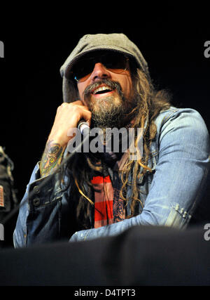 West Hollywood, California, USA. March 18, 2013.  Musician-ROB ZOMBIE on stage at the Rockstar Energy Drink Mayhem Festival 2013 Press Conference at the Whisky A Go Go, Sunset Strip, West Hollywood, California, USA, March 18, 2013.  Rob Zombie will be headlining the 2013.heavy metal festival and was on stage to answer questions from the press. Credit Image Credit:  Scott Mitchell/ZUMAPRESS.com/Alamy Live News Stock Photo