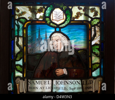 Dr. Samuel Johnson stained glass portrait in his house at Gough Square, Central London, England UK  KATHY DEWITT Stock Photo