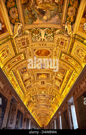 Ceiling of the Gallery of Maps in Vatican Museums, Rome, Italy Stock Photo