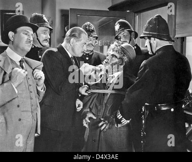 ABBOTT AND COSTELLO MEET DR. JEKYLL AND MR. HYDE 1953 Universal International film with Bud Abbott at left Stock Photo