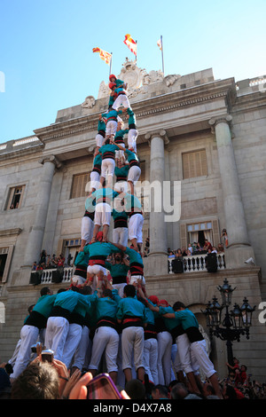 Festes de la Merce, Castellers (Menschentuerme) at Placa de Sant Jaume, Barcelona, Spain Stock Photo