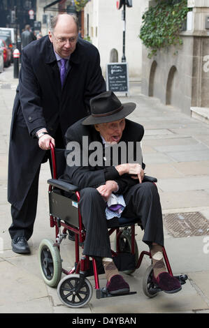 London, UK. 20th March 2013. Ronnie Biggs arrives for the funeral of great train robber, Bruce Reynolds, St Bartholomew The Great, London, Wednesday 20th March, 2013. Credit:  London Entertainment / Alamy Live News Stock Photo