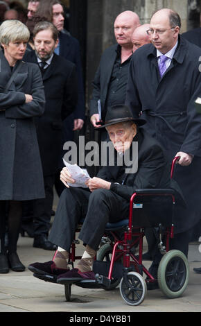 London, UK. 20th March 2013. Ronnie Biggs leaves the funeral of great train robber, Bruce Reynolds, St Bartholomew The Great, London, Wednesday 20th March, 2013. Credit:  London Entertainment / Alamy Live News Stock Photo