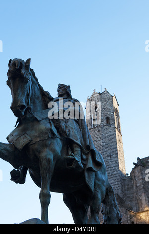 Equestrian statue of Ramon Berenguer III on horseback, Gothic Quarter, Barcelona, Spain. Stock Photo
