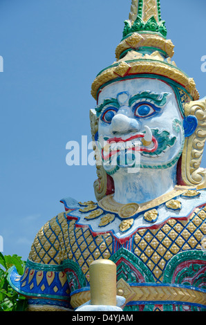 Thailand, Ko Samui (aka Koh Samui). Wat Plai Laem, Buddhist temple. Mythological creature guarding temple. Stock Photo