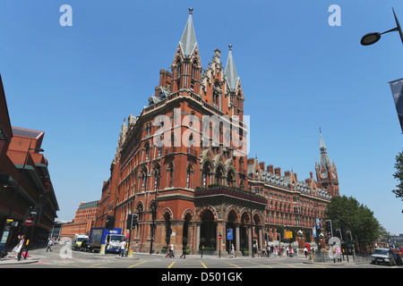 download the clock tower st pancras