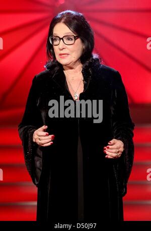 The Greek singer Nana Mouskouri performs during the recording of the TV show special '100 000 lights' which was broadcasted live in Suhl, Germany, 27 November 2010. Photo: Andreas Lander Stock Photo
