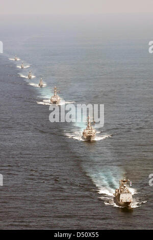 US and Republic of Korea Navy ships sail in formation during exercise Foal Eagle 2013 March 21, 2013 off the coast of South Korea. Stock Photo