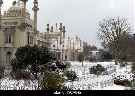 Brighton Royal Pavilion in snow Stock Photo