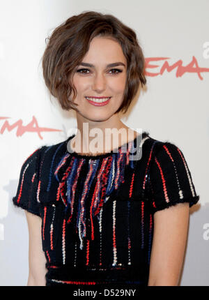 British actress and cast member Keira Knightley poses during the photocall of the movie 'Last Night' at the 5th International Rome Film Festival in Rome, Italy, 28 October 2010. The movie is presented during the official competition of the festival, that runs from 28 October to 05 November 2010. Photo: Hubert Boesl Stock Photo